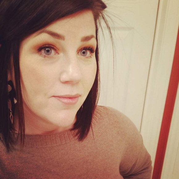 Meet your Posher, Brittany - Picture 4 of 4